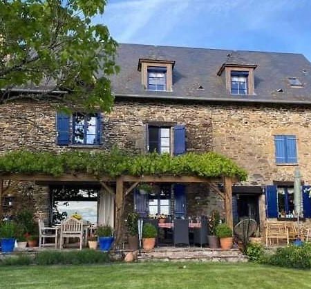 La Maison Bleue Juillac  Luaran gambar