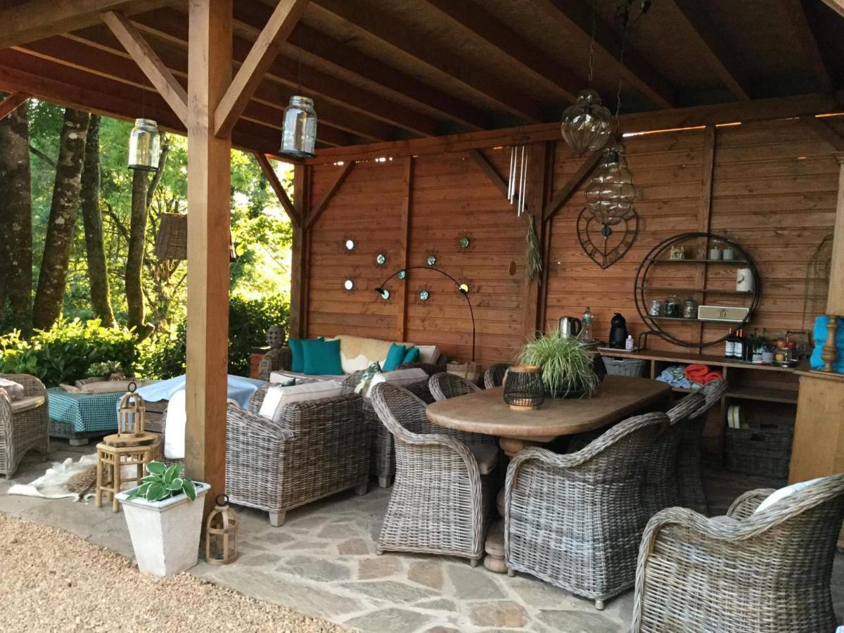 La Maison Bleue Juillac  Luaran gambar