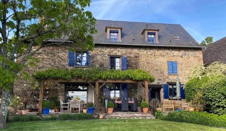 La Maison Bleue Juillac  Luaran gambar