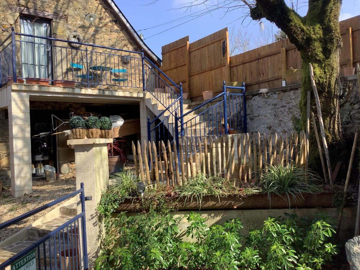 La Maison Bleue Juillac  Luaran gambar