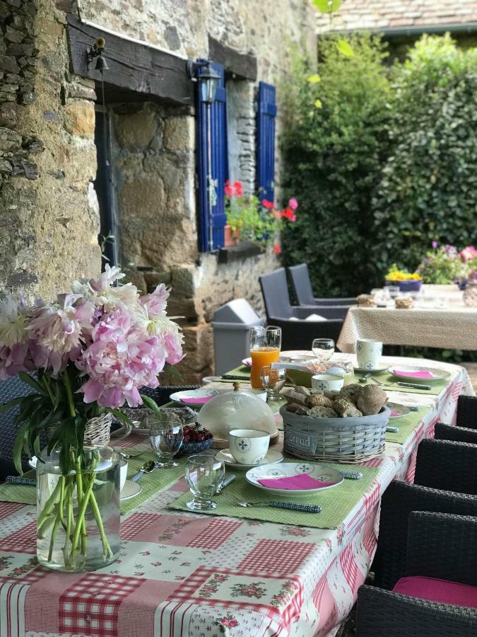 La Maison Bleue Juillac  Luaran gambar